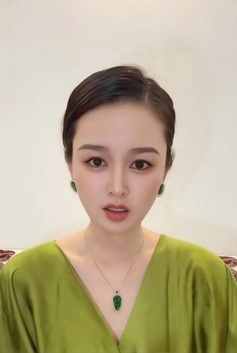 《抖音百万粉网红 周仙仙 婚内出轨当小三 专诱外地已婚富豪 细节和出轨视频曝光 私下骚的很》配图 2 image (9).jpg