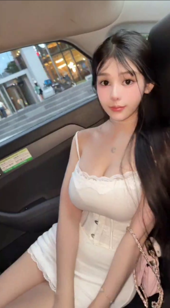《抖音巨乳女神 沈汝凡 微密圈福利写真 线下约啪口交吞精视频意外全曝光 清纯人设彻底崩塌》配图 5 Snipaste_2026-09-19_20-50-03.png