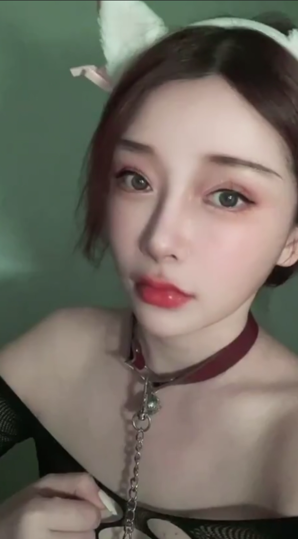 《极品高颜值 甜美粉嫩少女 私密自慰视频曝光:来自 神颜巨乳御姐的福利 网友鉴赏》配图 10 Snipaste_2026-09-20_14-06-14.png