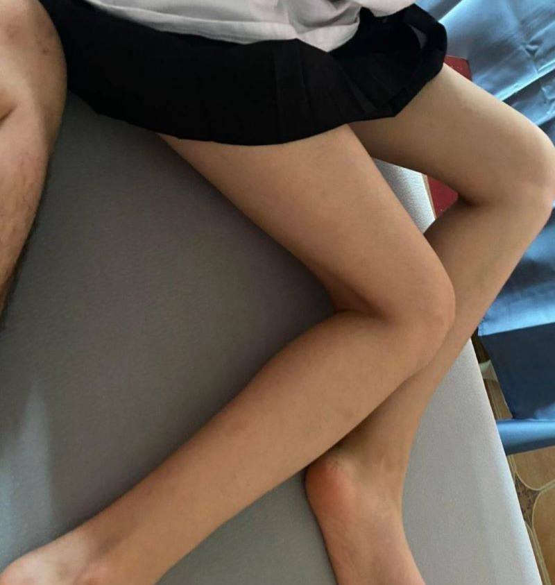 《四川技校反差婊日常约炮实录 双男各种姿势强势抽插 近距离特写骚穴被操到飞起》配图 2 photo_2026-09-22_16-57-11.jpg