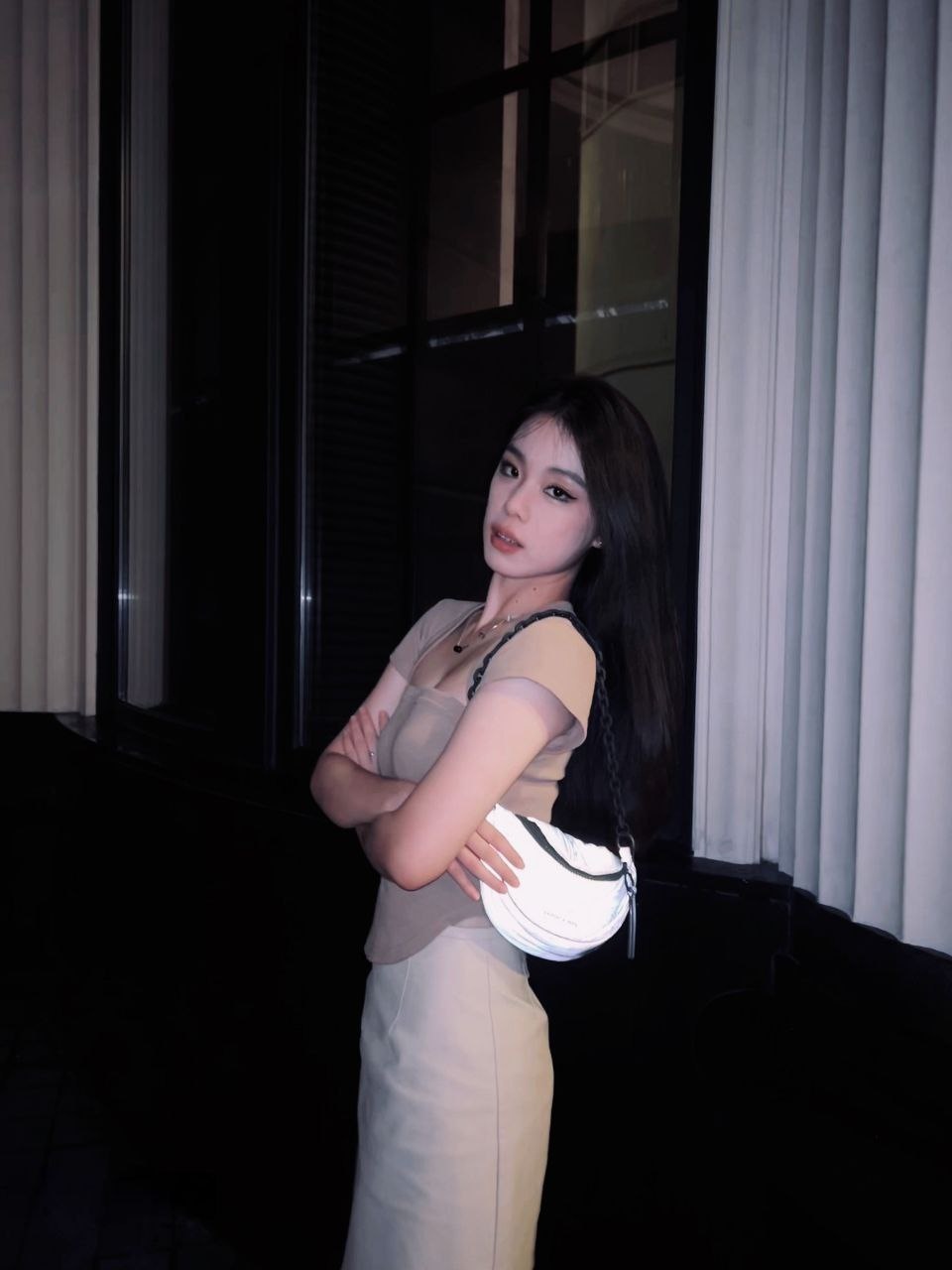 《广美高颜值校花 被金主包养 黑丝后入激情视频流出 平日端庄优雅 私下反差母狗》配图 3 photo_2026-09-23_12-26-37.jpg