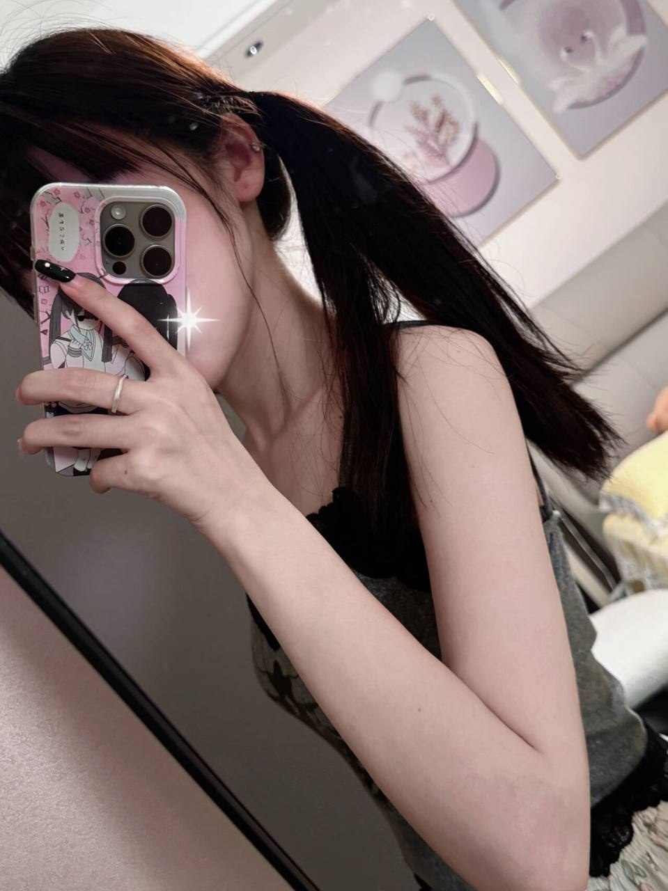 《网恋女友被调教成听话母狗 纯欲高颜值反差拉满 裸聊网调全程乖巧迎合 极品美鲍后视特写让人流连忘返》配图 6 photo_2026-09-25_21-22-54 (7).jpg