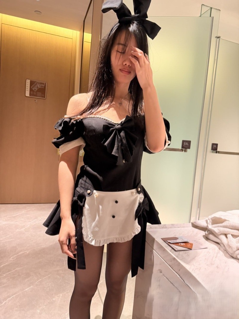 《南昌文学院大四情侣曝光 铃铛狗圈骚母狗被无套暴力抽插 浪叫不停》配图 7 imgi_32_2e80351e-d094-4cc3-b4c0-0330ec9dc906.jpg